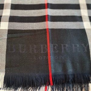 SALE! Cashmere Burberry scarf Large Black